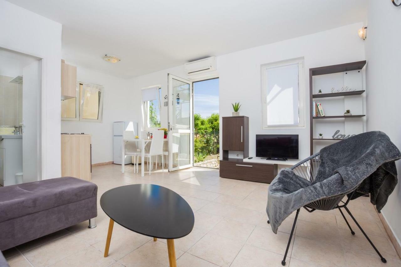 Apartment Kucera Rovinj Bagian luar foto