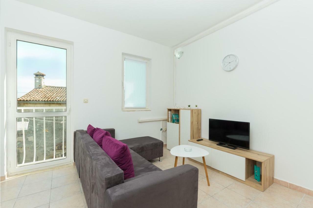 Apartment Kucera Rovinj Bagian luar foto