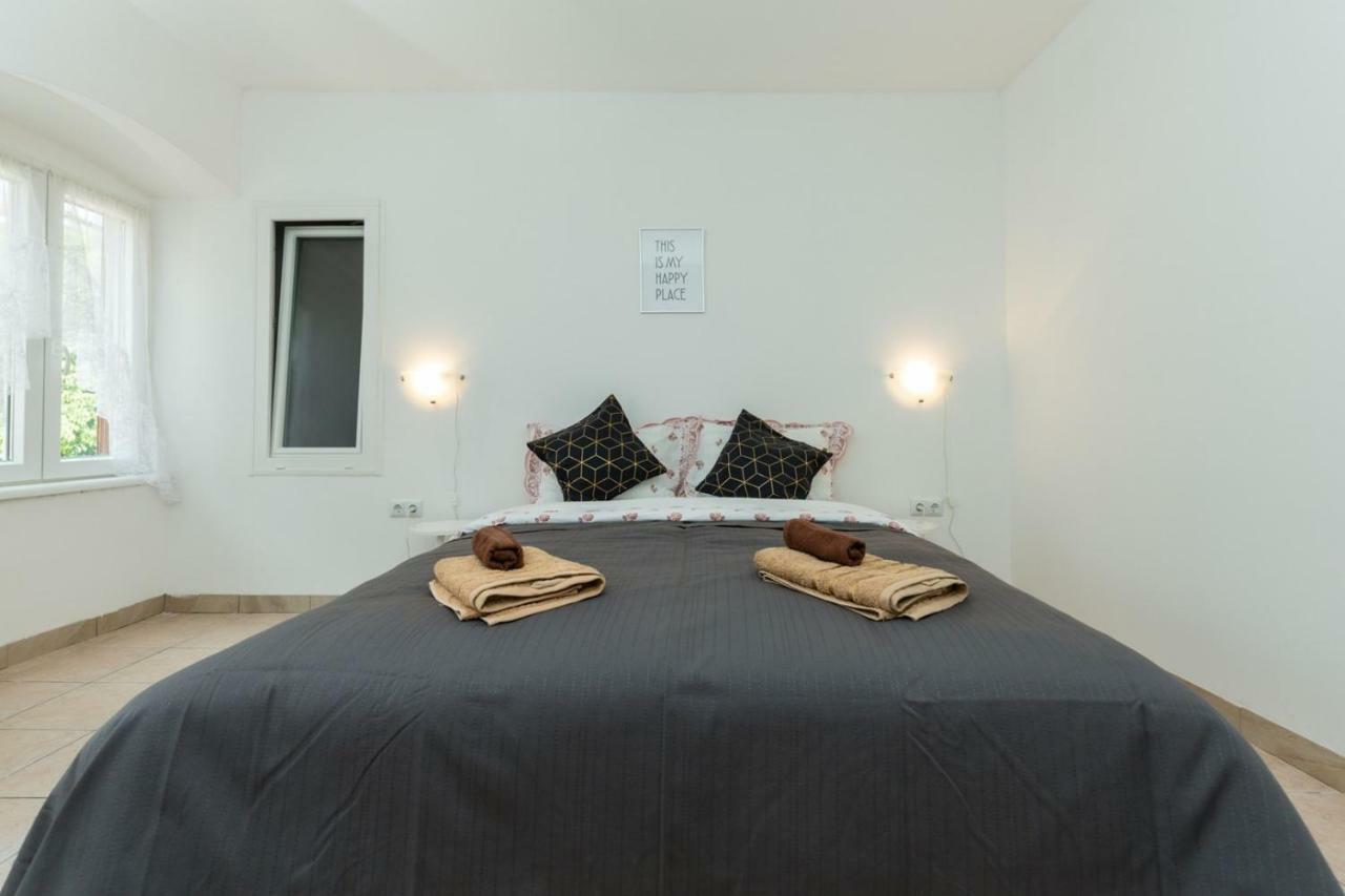 Apartment Kucera Rovinj Bagian luar foto